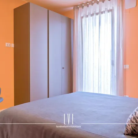 Appartement Oasisole Con Terrazza E Piscina Jesolo