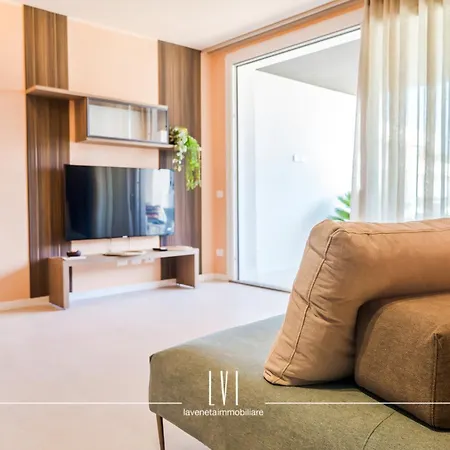 Appartement Oasisole Con Terrazza E Piscina Jesolo