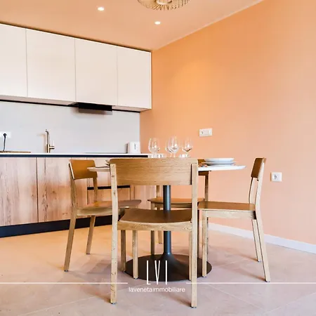 Appartement Oasisole Con Terrazza E Piscina Jesolo