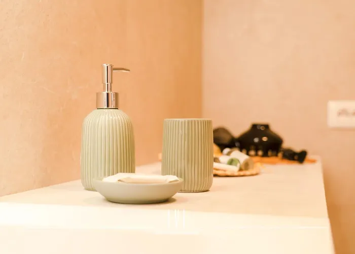 公寓 Oasisole Con Terrazza E Piscina *